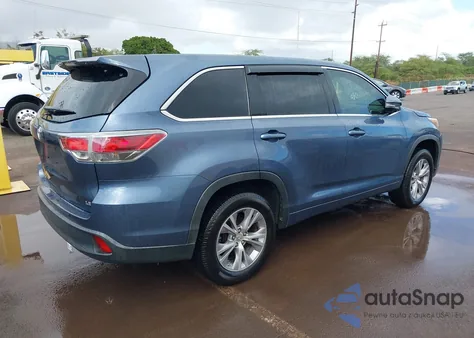 2015 Toyota Highlander Le Plus V6/Le V6 из США, поврежденный, VIN 5TDZKRFH2FS064968